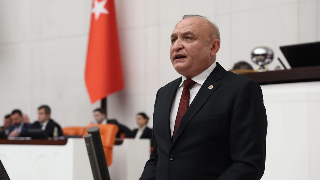 CHP&rsquo;li Meri&ccedil;: Gaziantep d&uuml;şmanı yendi, AKP&rsquo;nin kıskacından kurtulamadı!