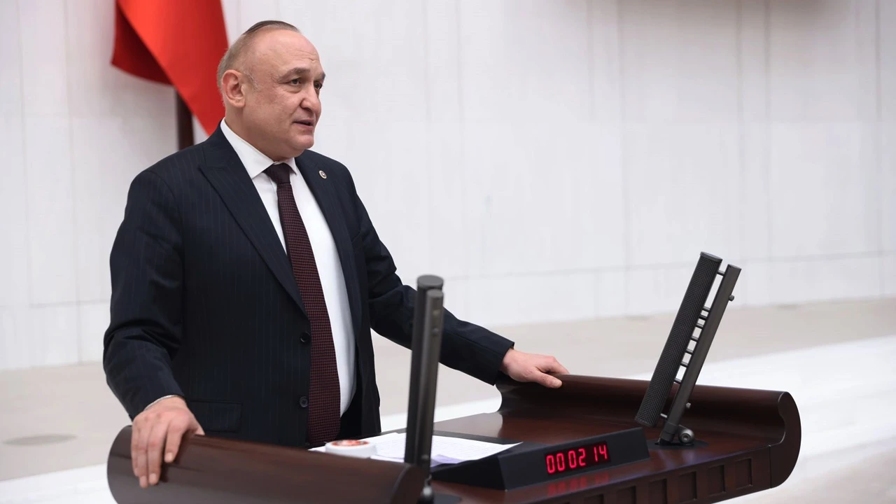 CHP&rsquo;li Meri&ccedil;&rsquo;ten kırmızı biber &uuml;reticisi i&ccedil;in soru &ouml;nergesi