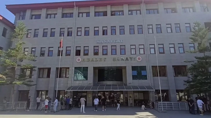 CHP, Manavgat’ta dengeyi sağladı, meclis çoğunluğu AKP’ye geçmedi!  
