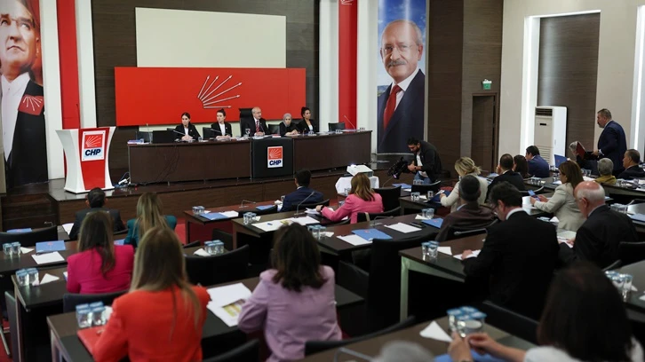 CHP Parti Meclisi'nden kurultay kararı