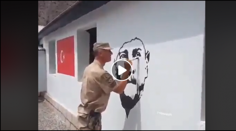 &Ccedil;izdiği Atat&uuml;rk portresi g&uuml;ndeme oturdu