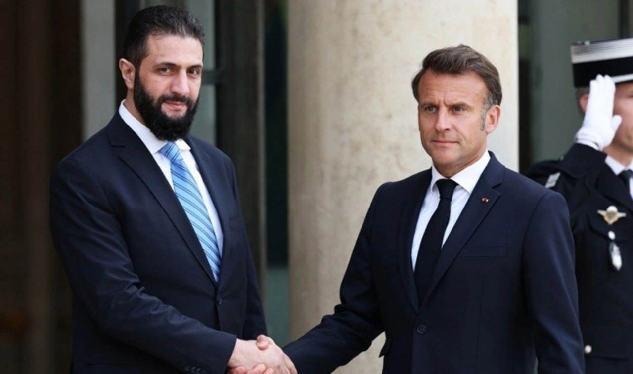 Colani ilk kez Avrupa’da: Macron’la Elysee Sarayı’nda bir araya geldi