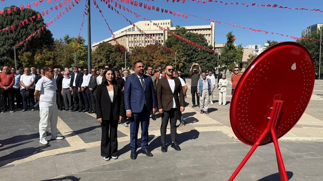 Cumhuriyet Halk Partisi Gaziantep’te 102. yaşını kutladı