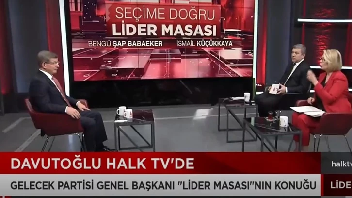 Davutoğlu: Masadaki çay bardaklarını bir Paşa toplamaz!