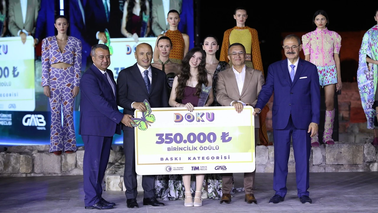 Doku Kumaş Tasarım Yarışması’nda ödüller sahiplerini buldu