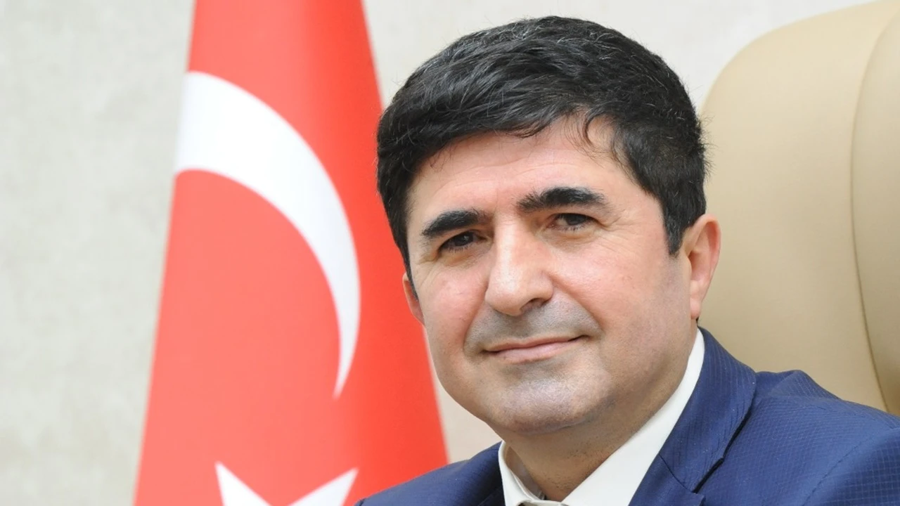 Dr. Cengiz Bayram: Aile ve çocuklar siyasetin malzemesi olmamalı