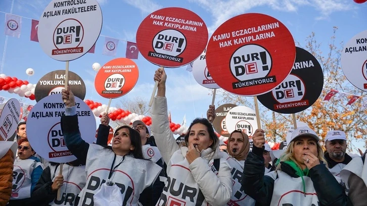 Eczacılar, &quot;Büyük Eczacı Mitingi&quot;nde &quot;Dur&quot; dedi...