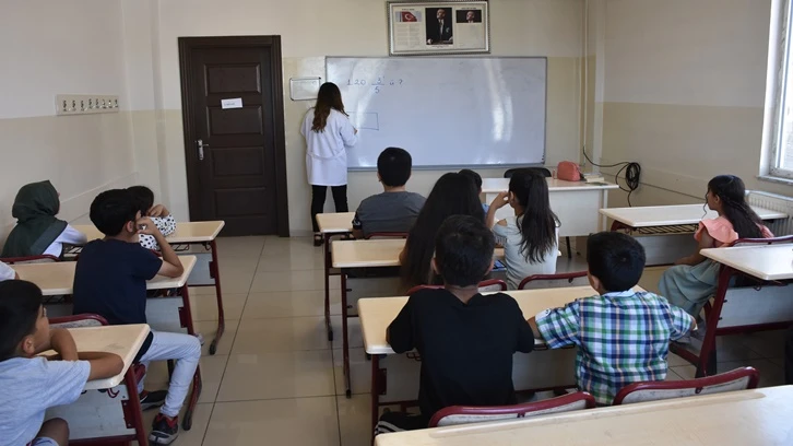 Ek derslerle Gaziantep’in seçkin okullarını kazandılar