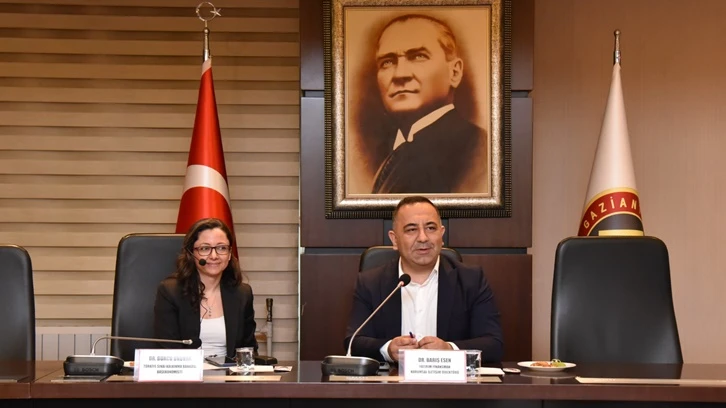 Ekonomi ve piyasa beklentileri GSO'da masaya yatırıldı
