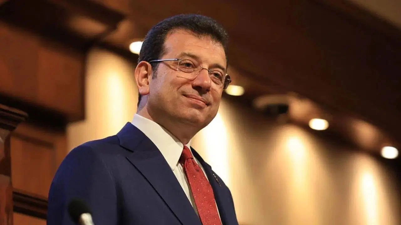 İmamoğlu'ndan öğrencilere mesaj: Asıl sınavımız demokrasi