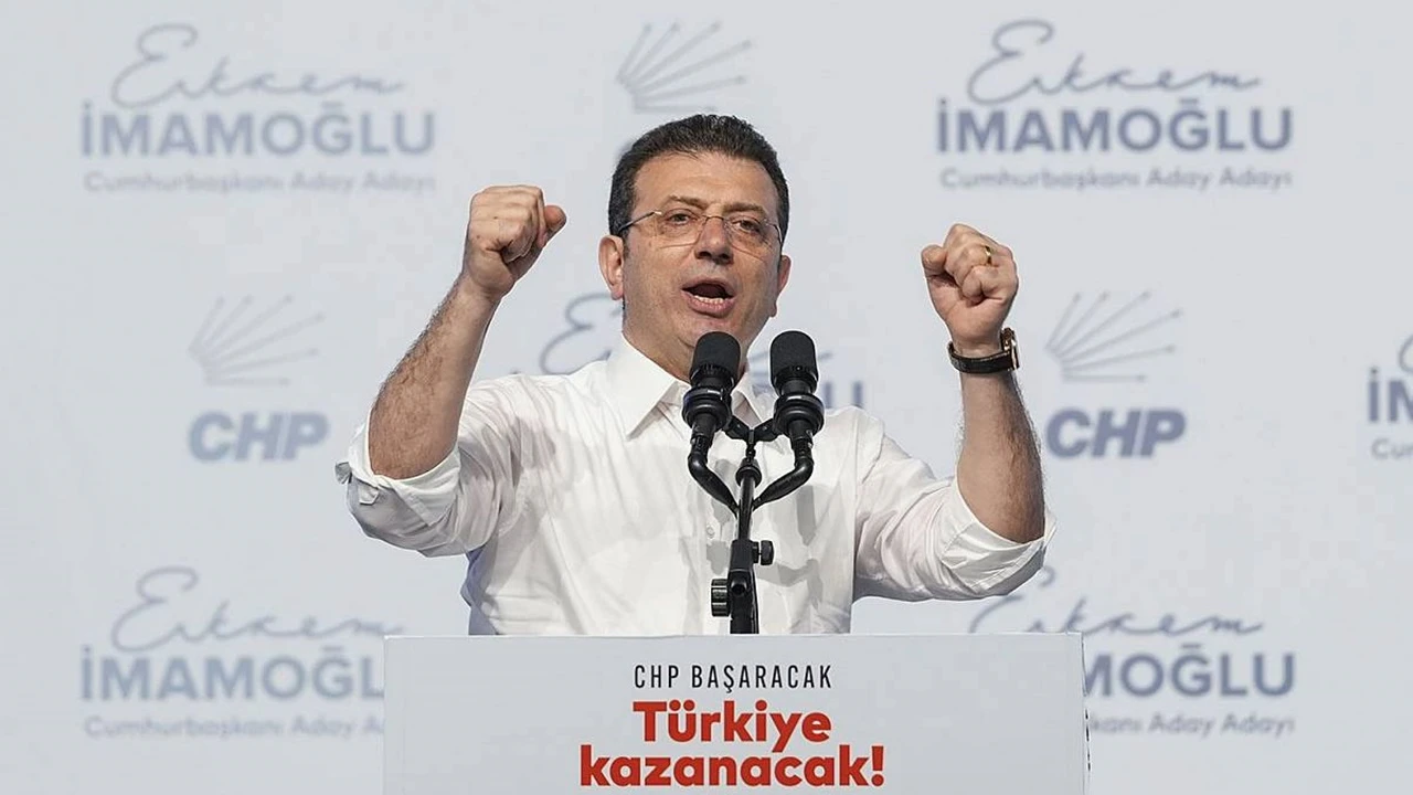 Ekrem İmamoğlu: Türkiye bir yol ayrımında...