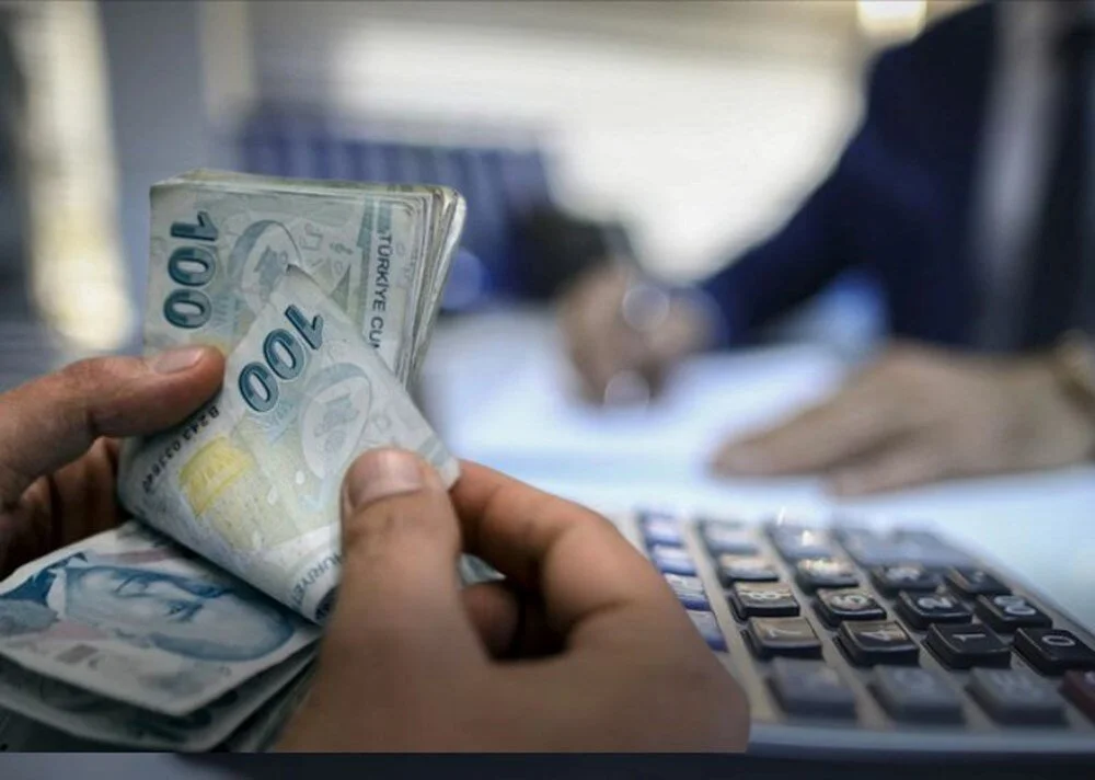 Emekli ve memurların maaş takvimi!