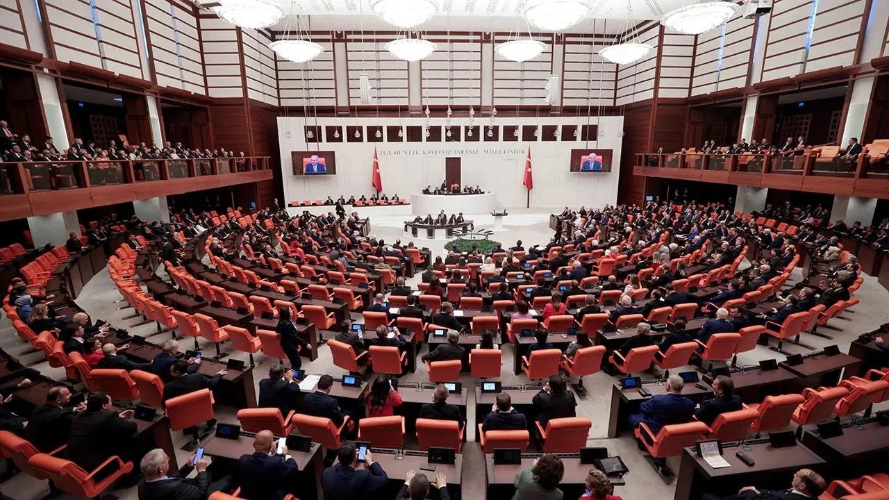 Emeklilerin temmuz zammı tehlikede: Milyonlarca kişi etkilenecek karar bekleniyor!