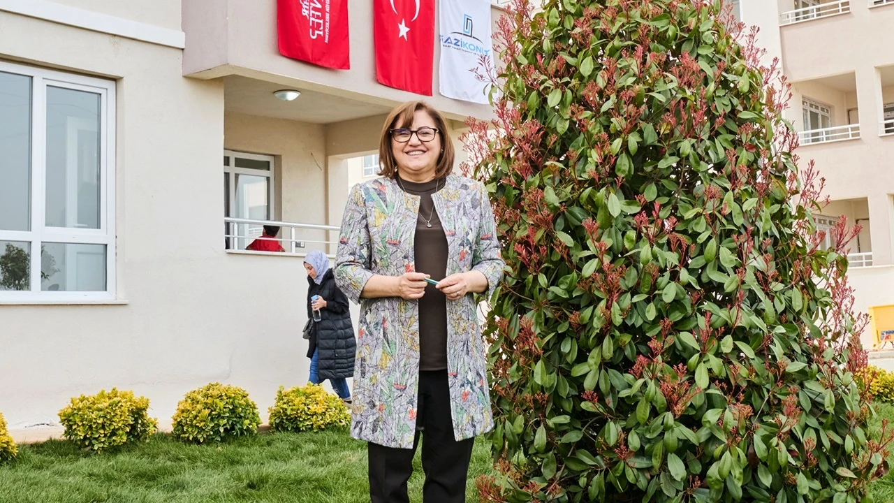 En az dört çocuğu olan aileler kurasız ev sahibi olacak!