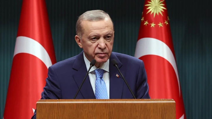 Erdoğan: 2024 yılı kredi ve bursları 2 bin liraya çıkarıyoruz