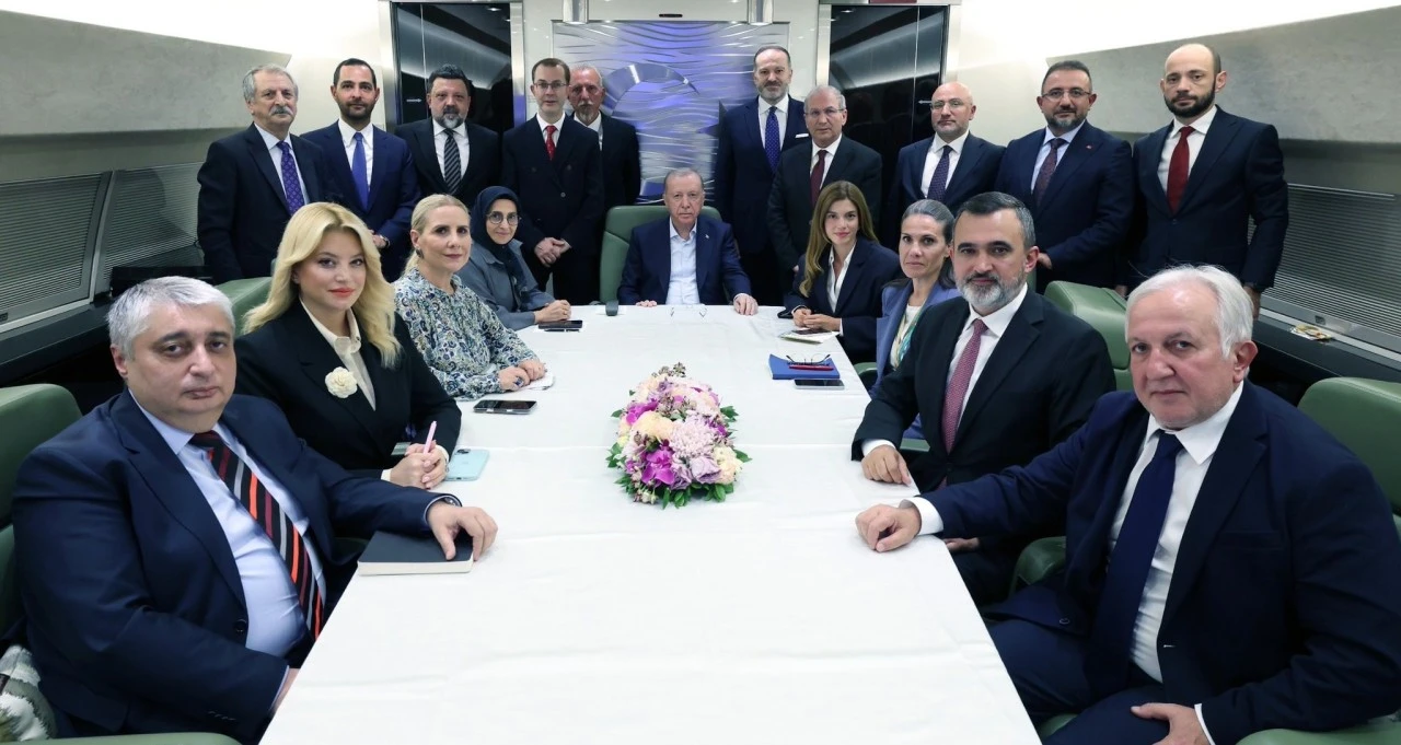 Erdoğan: Toplumsal b&uuml;t&uuml;nleşmeye hizmet etmeyen her s&ouml;ylem kaosa katkı sağlar