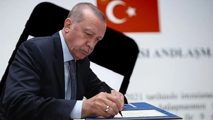 Erdoğan'dan gece yarısı atama ve görevden alma kararları!
