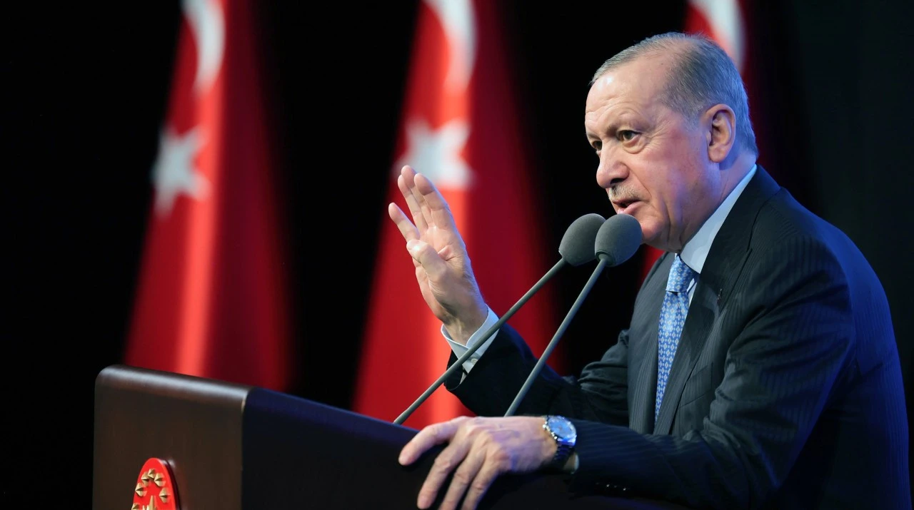 Erdoğan'dan gen&ccedil;lere tavsiye: Alın teri d&ouml;kerseniz başarıya erişirsiniz!