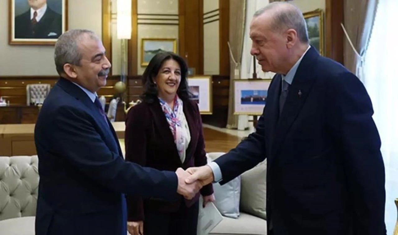 Erdoğan'dan hayatını kaybeden Sırrı Süreyya Önder için taziye mesajı