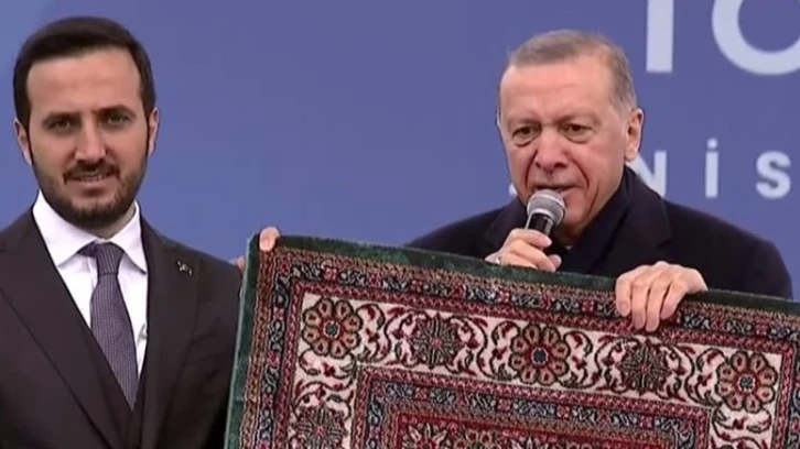 Erdoğan'dan 'Seccade' siyaseti: Bu seccade basmalık değil!