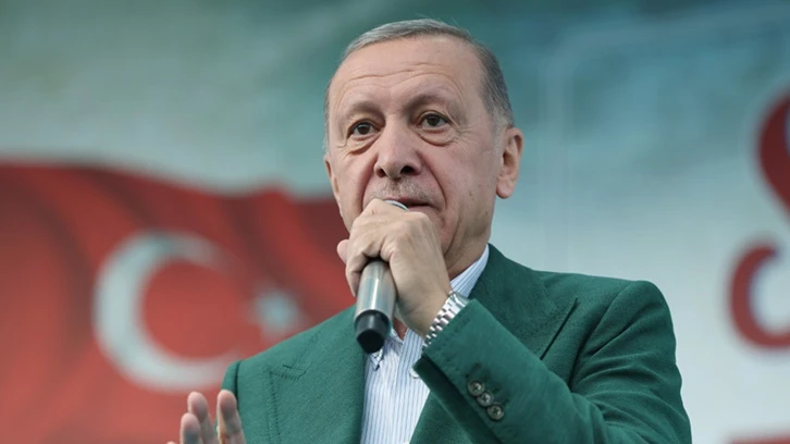 Erdoğan: Diktatörlük iddialarının tamamen safsatadan ibaret olduğunu gösterdik