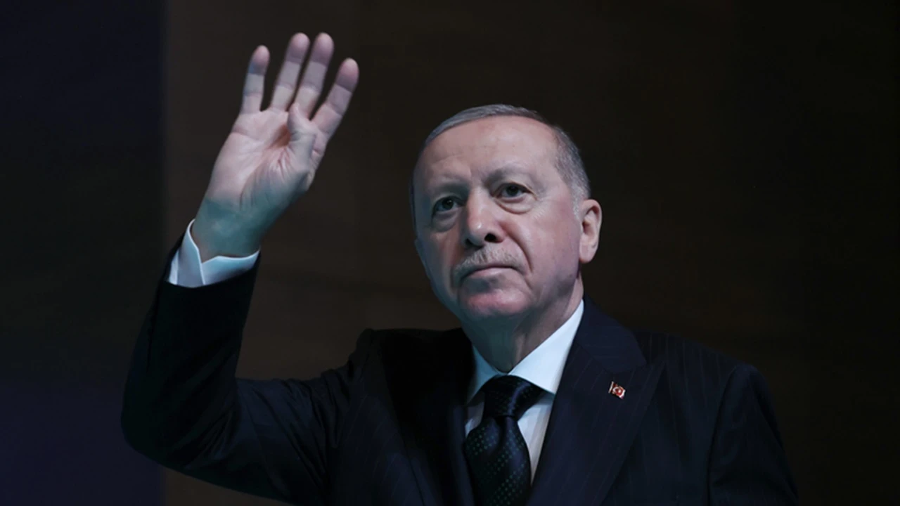 Erdoğan 'doğurganlık hızının' d&uuml;şmesinden yakındı!