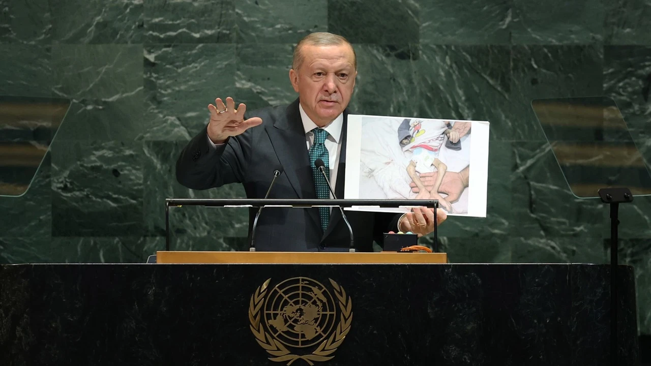Erdoğan: Gazze'de gözlerimizin önünde 700 günü aşkın süredir soykırım devam ediyor