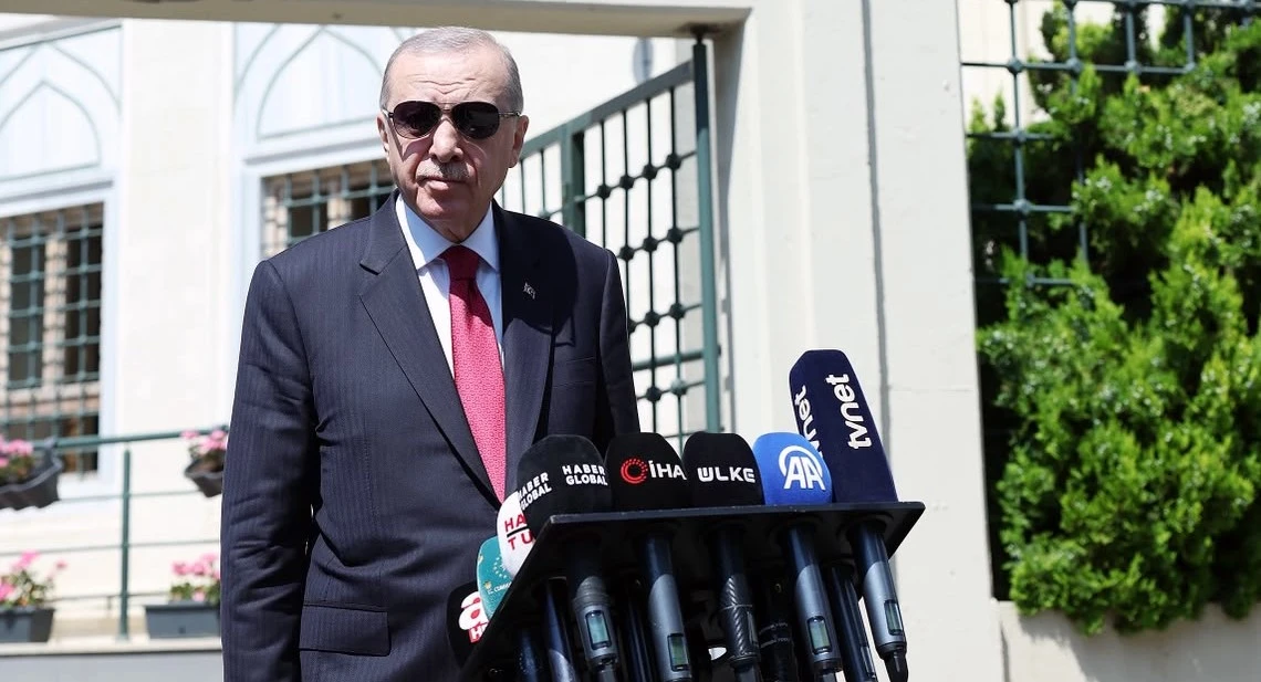 Erdoğan, g&uuml;nler sonra kameralar karşısına ge&ccedil;ti 
