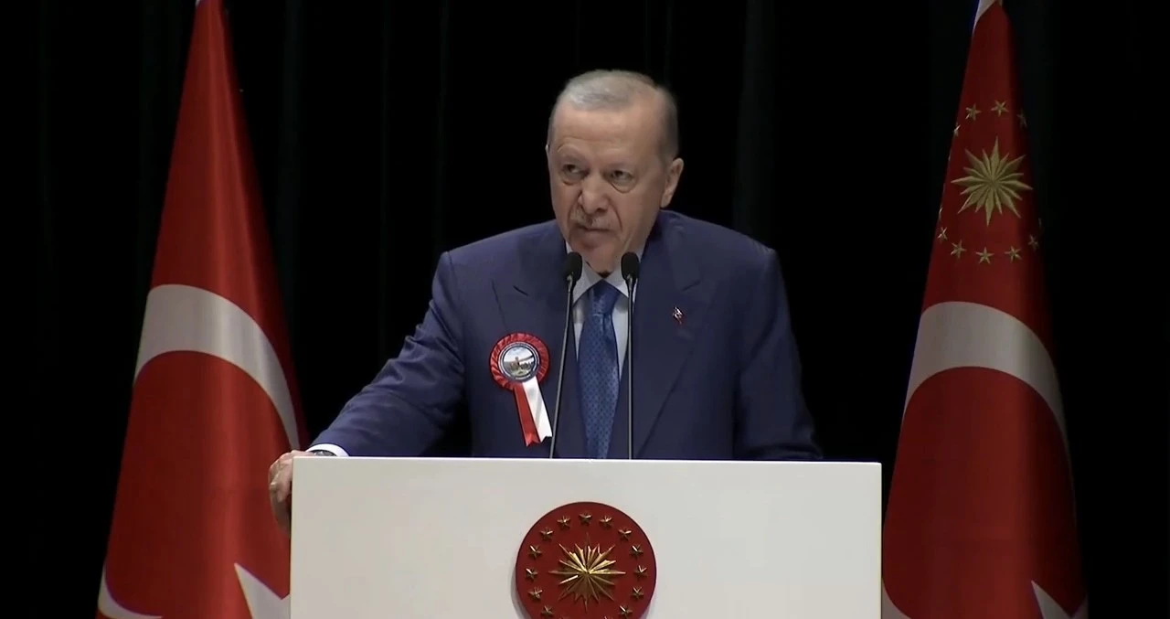 Erdoğan: İ&ccedil;eride ve dışarıda yeni bir hikaye yazmaya başlayacağız