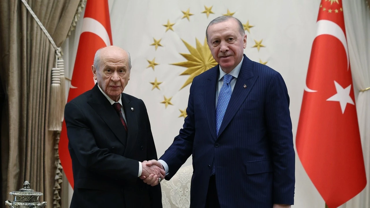 Erdoğan ve Bah&ccedil;eli bir araya geldi