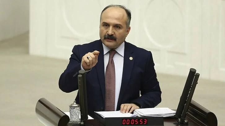 Erhan Usta, İYİ Parti Grup Başkanvekilliği görevinden istifa etti