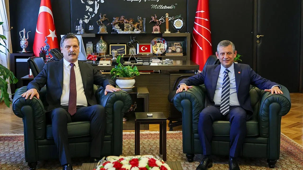 Erkan Baş'tan Özgür Özel'e dayanışma ziyareti