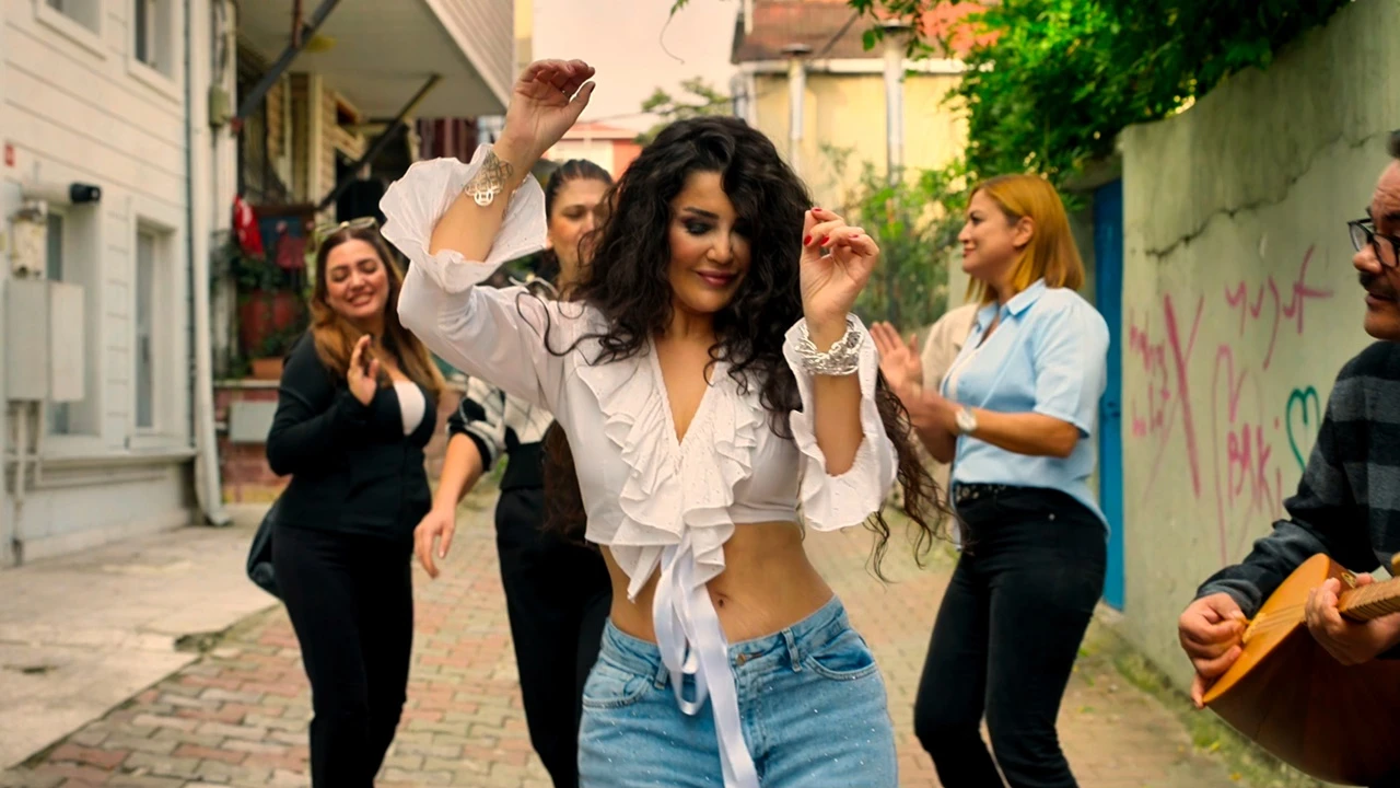 Esra Öztürk: Ben değil müzik soundum değişti!