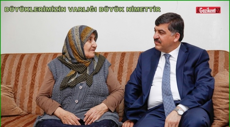 Fadıloğlu, b&uuml;y&uuml;klerinden hayır duası aldı