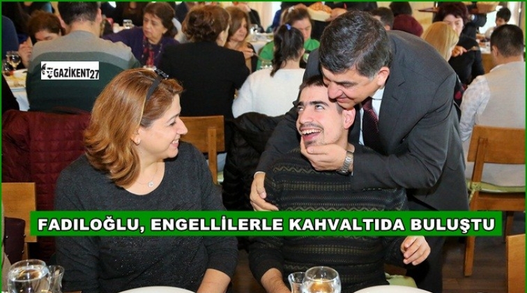 Fadıloğlu, engelli sporcularla bir araya geldi