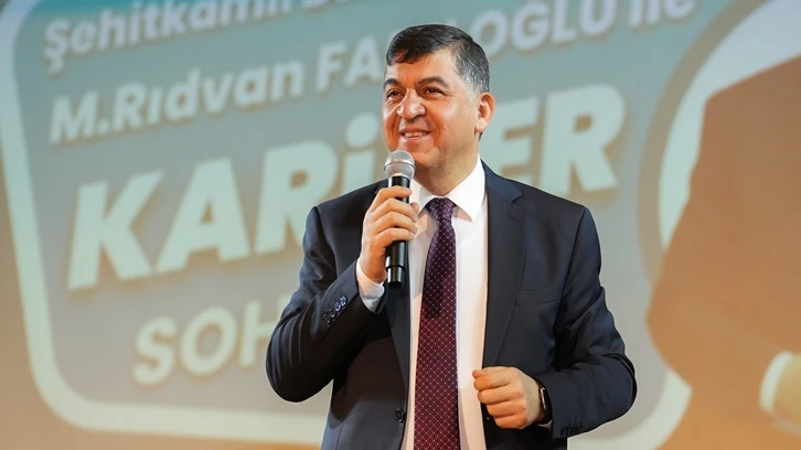 Fadıloğlu, “Kariyer Günleri”nde öğrencilerle buluştu