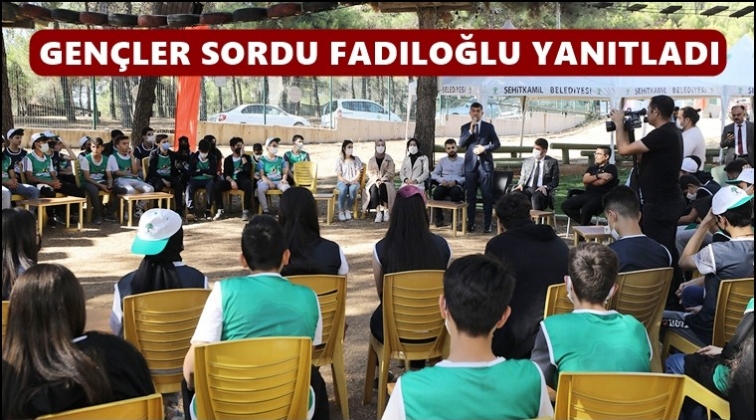 Fadıloğlu, liseli öğrencilerle buluştu...