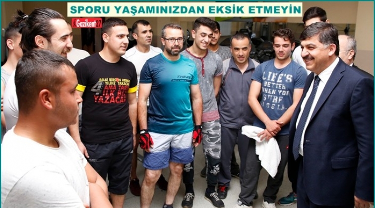 Fadıloğlu, spor merkezlerini ziyaret etti