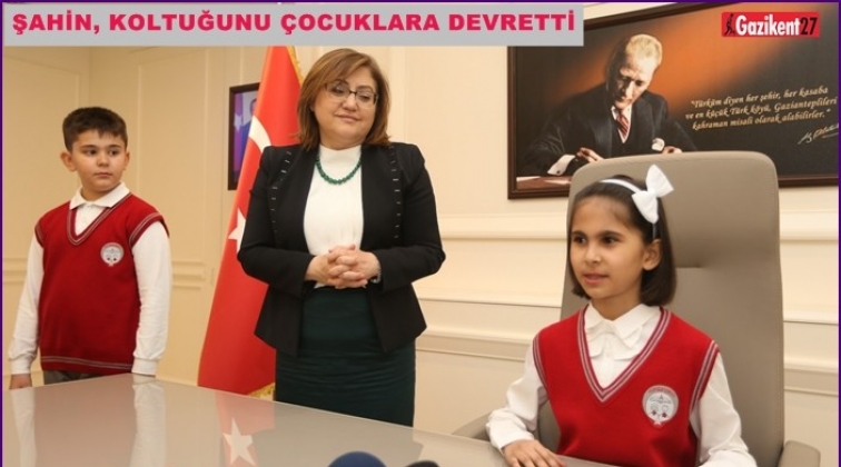 Fatma Şahin, koltuğu devretti