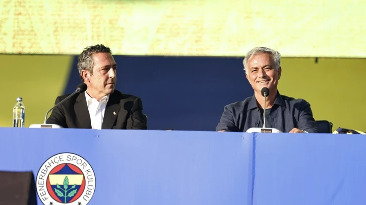Fenerbahçe'de Jose Mourinho imzayı attı!