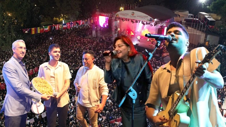 Festivalin üçüncü gününde Emir Can İğrek sahne aldı