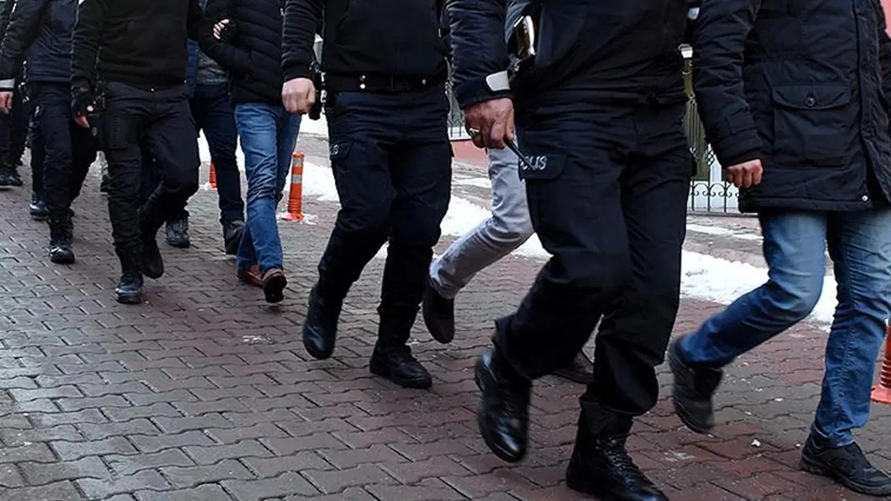 FETÖ'nün Dışişleri Bakanlığı mahrem yapılanmasına operasyon: 25 gözaltı kararı!