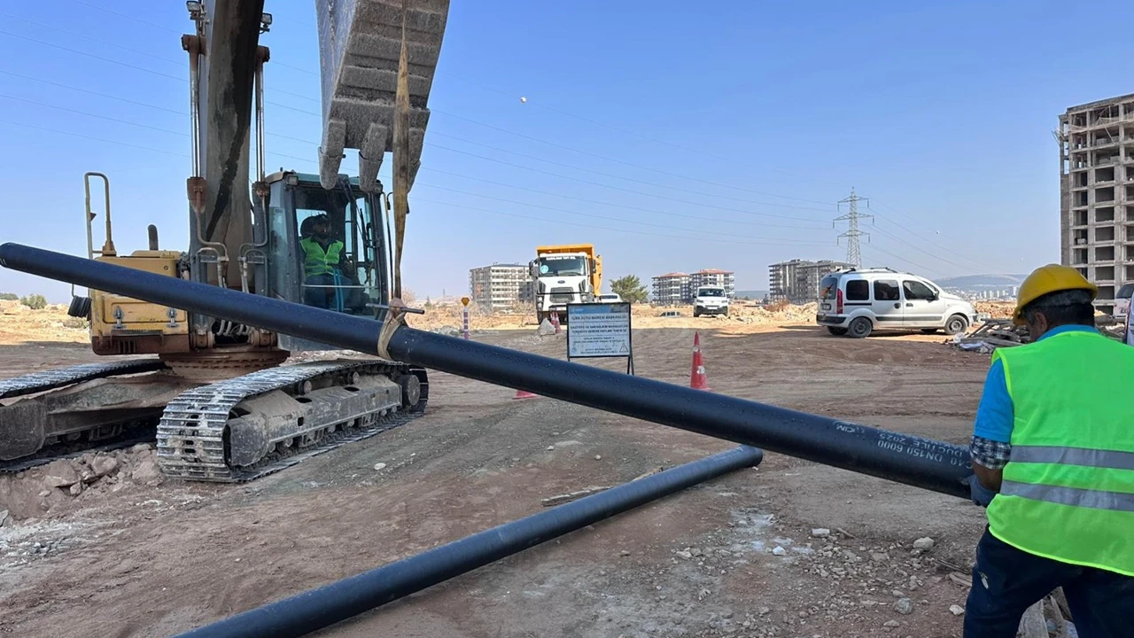 GASKİ'den Gazitepe ve Sarısalkım'a içmesuyu şebekesi