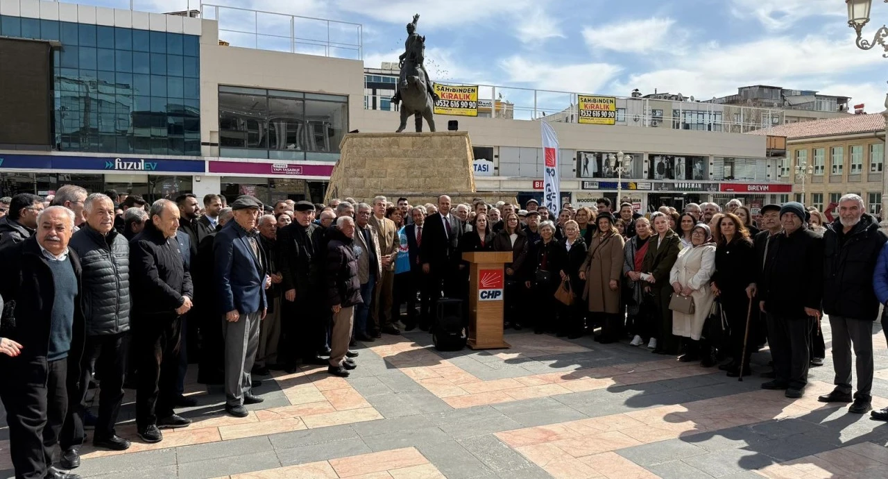 Gaziantep&rsquo;ten, Sara&ccedil;hane&rsquo;ye adalet isyanı...