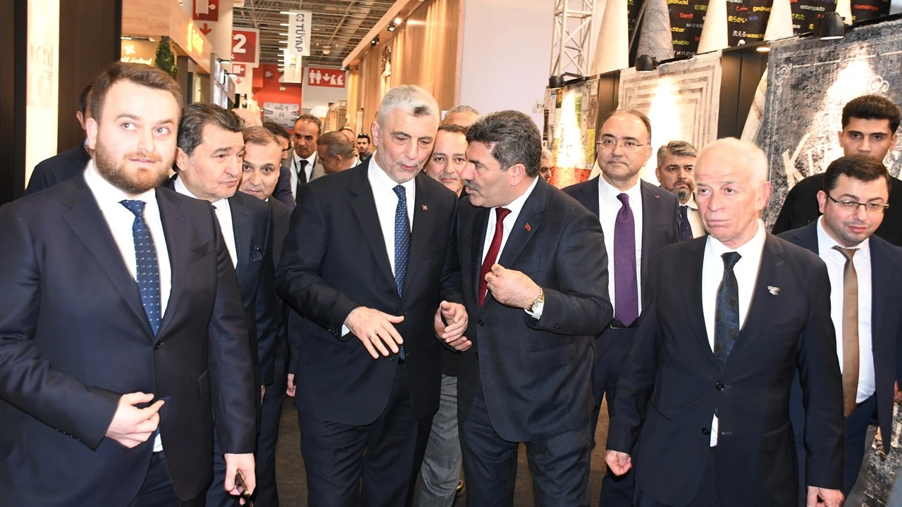 Gaziantepli halıcıları k&uuml;resel fuar heyecanı sardı