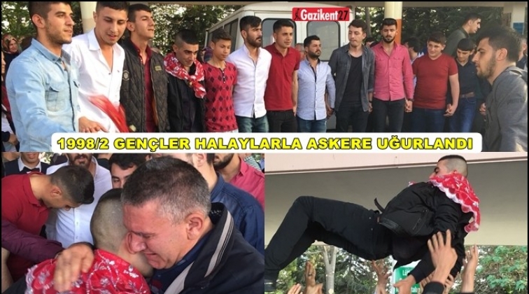 Gaziantep'te davullu-zurnalı asker uğurlaması