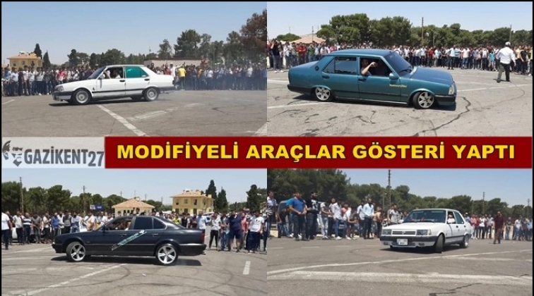Gaziantep'te modifiyeli arabalar gösteri yaptı