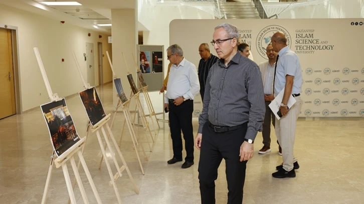 GİBTÜ’de 15 Temmuz fotoğraf sergisi