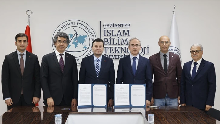 GİBTÜ'de Genç Ofis İşbirliği Protokolü İmzalandı