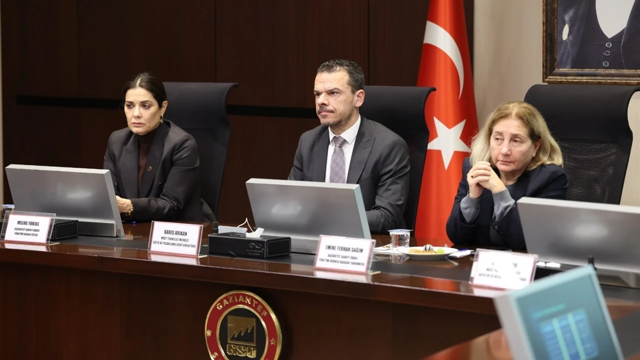 GSO'da &ldquo;Dijital D&ouml;n&uuml;ş&uuml;m Programı&rdquo; tanıtım toplantısı